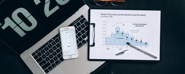 Web analytics services dashboard